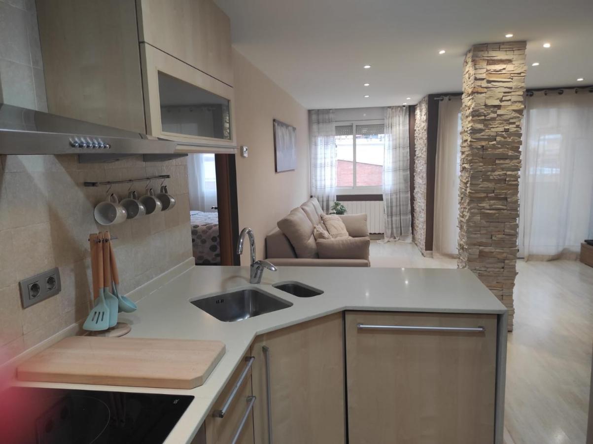 Apartamento En Viladecans Cerca Del Aeropuerto エクステリア 写真