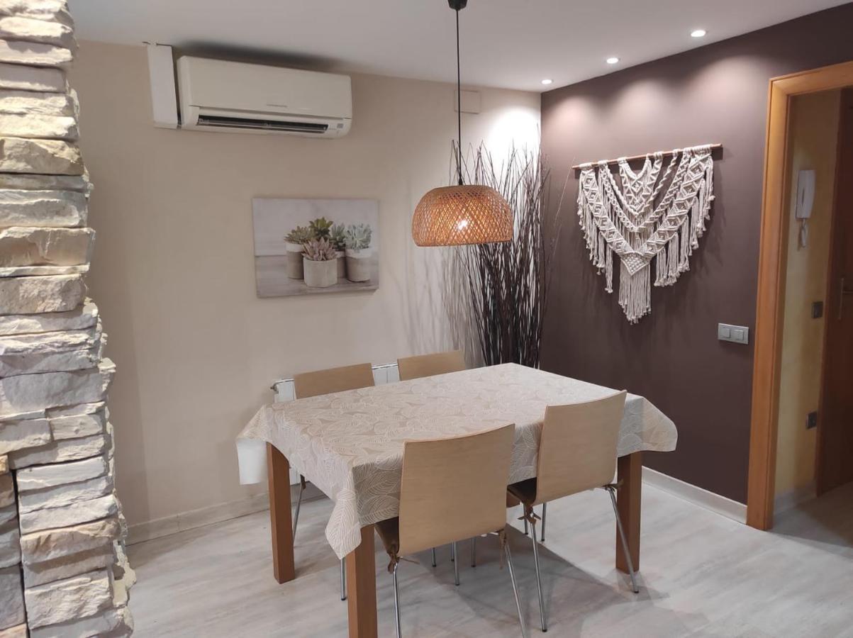Apartamento En Viladecans Cerca Del Aeropuerto エクステリア 写真