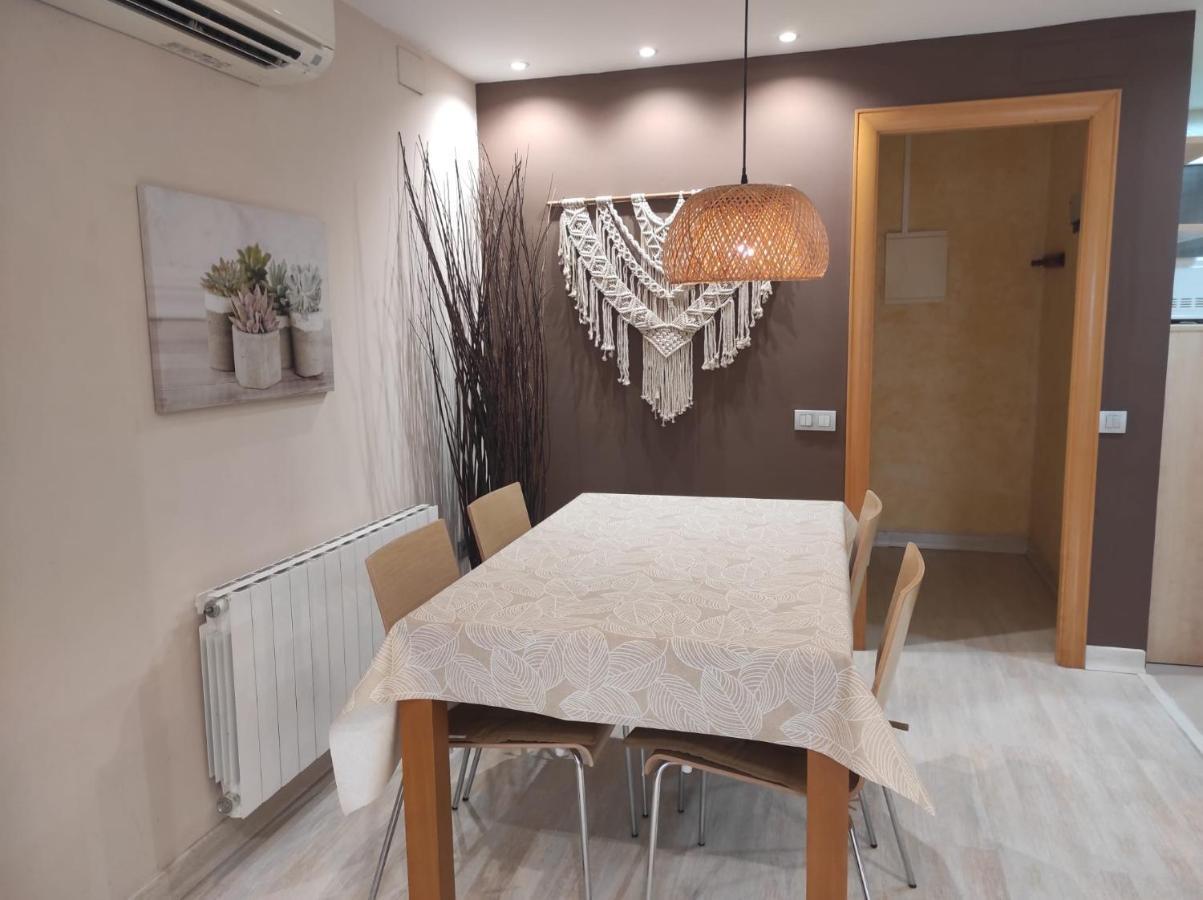 Apartamento En Viladecans Cerca Del Aeropuerto エクステリア 写真